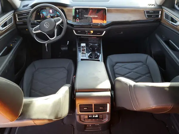 1V2KR2CAXRC588594 2024 VOLKSWAGEN ATLAS - Image 8