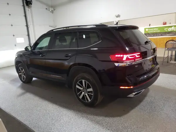 1V2LP2CA0NC505050 2022 VOLKSWAGEN ATLAS - Image 2