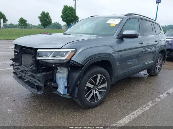 1V2LP2CA0PC557927 2023 VOLKSWAGEN ATLAS - Image 2