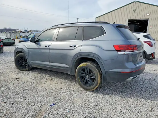 1V2LP2CA2NC529365 2022 VOLKSWAGEN ATLAS - Image 2