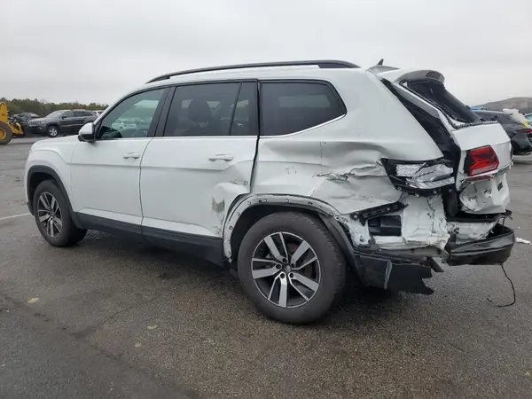 1V2LP2CA4PC546817 2023 VOLKSWAGEN ATLAS - Image 2
