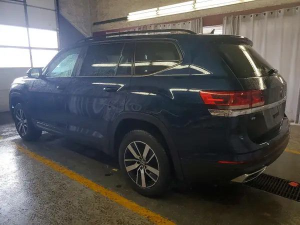 1V2LP2CA8PC513979 2023 VOLKSWAGEN ATLAS - Image 2