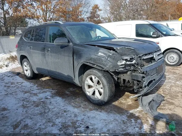 1V2LR2CA0JC502444 2018 VOLKSWAGEN ATLAS - Image 1