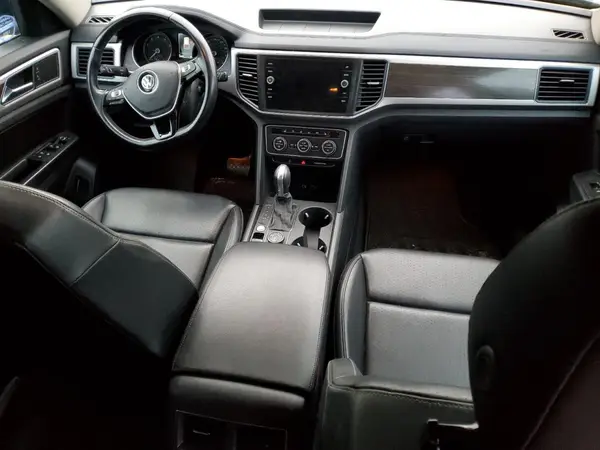 1V2LR2CA0JC517588 2018 VOLKSWAGEN ATLAS - Image 8