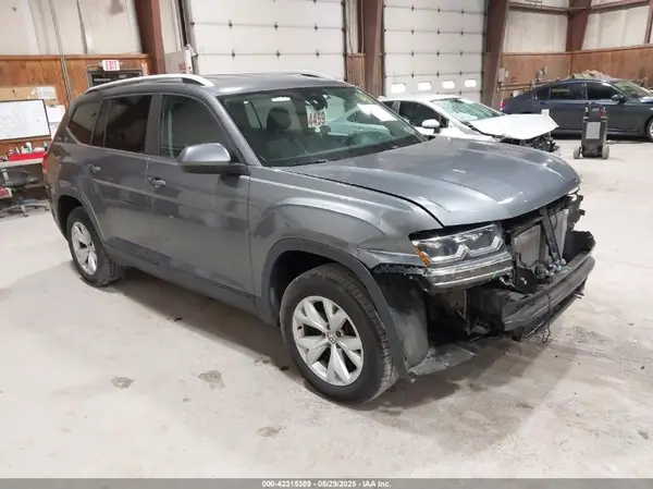 1V2LR2CA0JC535573 2018 VOLKSWAGEN ATLAS - Image 1