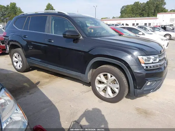 1V2LR2CA0JC588001 2018 VOLKSWAGEN ATLAS - Image 1