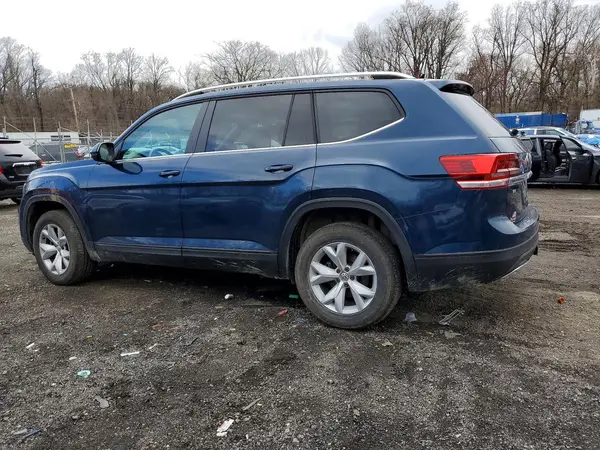 1V2LR2CA1JC573507 2018 VOLKSWAGEN ATLAS - Image 2