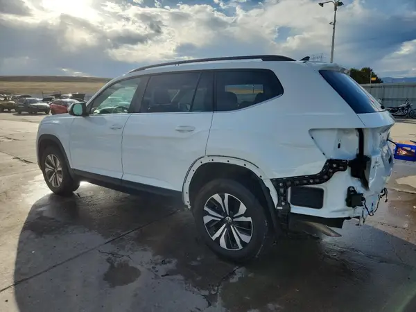1V2LR2CA1RC510158 2024 VOLKSWAGEN ATLAS - Image 2