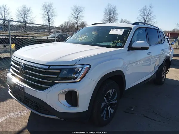1V2LR2CA1RC584521 2024 VOLKSWAGEN ATLAS - Image 2