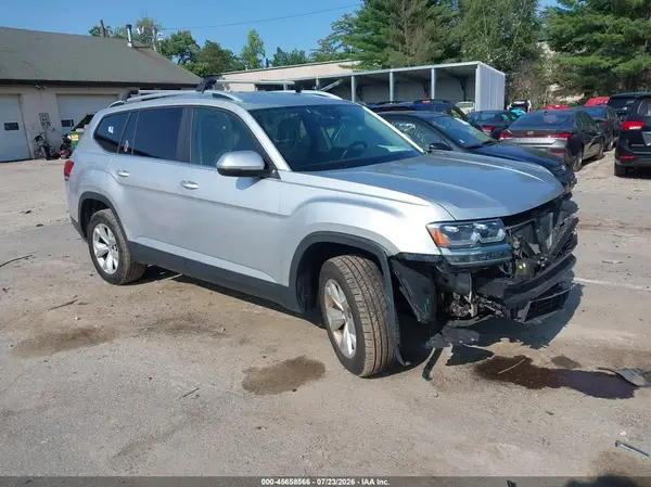 1V2LR2CA2JC549071 2018 VOLKSWAGEN ATLAS - Image 1