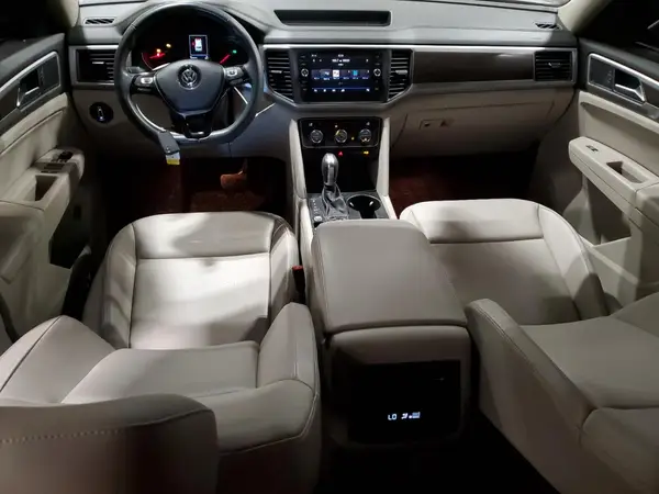 1V2LR2CA3JC578157 2018 VOLKSWAGEN ATLAS - Image 8