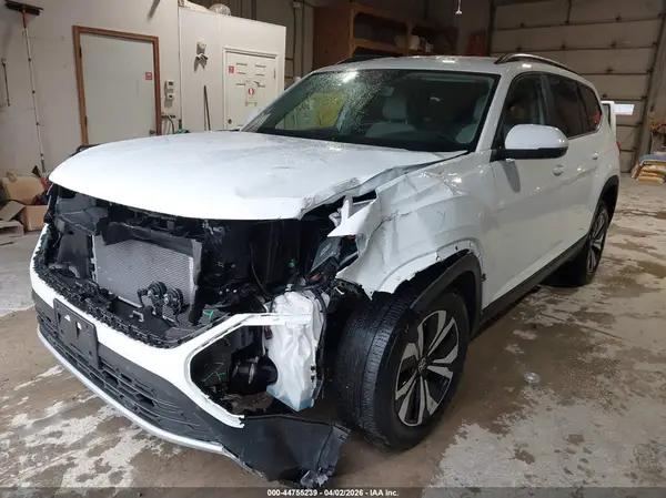 1V2LR2CA3RC623304 2024 VOLKSWAGEN ATLAS - Image 2