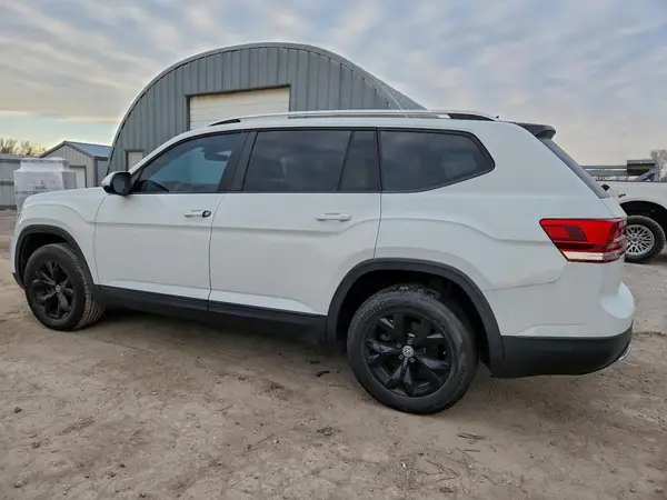 1V2LR2CA5JC503329 2018 VOLKSWAGEN ATLAS - Image 2