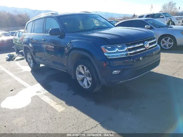 1V2LR2CA5JC506747 2018 VOLKSWAGEN ATLAS - Image 1