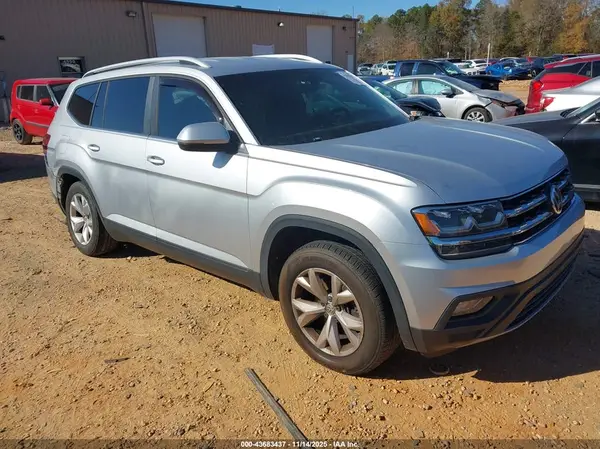 1V2LR2CA5JC507106 2018 VOLKSWAGEN ATLAS - Image 1