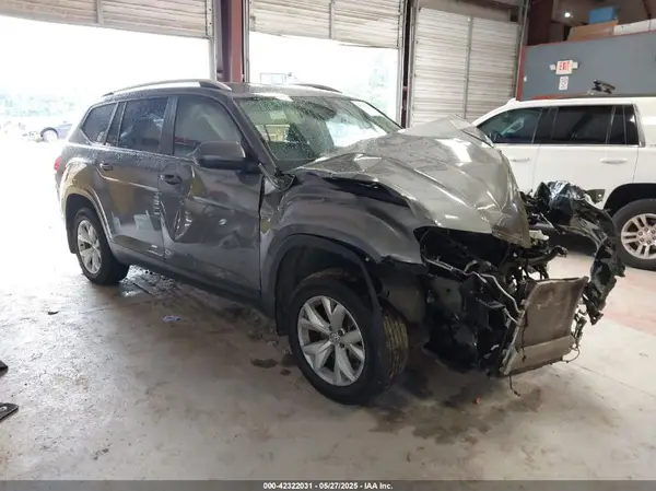 1V2LR2CA5JC521085 2018 VOLKSWAGEN ATLAS - Image 1