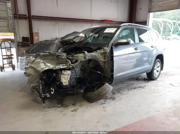 1V2LR2CA5JC521085 2018 VOLKSWAGEN ATLAS - Image 2