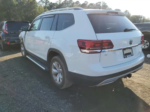 1V2LR2CA5JC538744 2018 VOLKSWAGEN ATLAS - Image 2