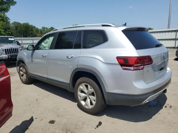1V2LR2CA6JC577519 2018 VOLKSWAGEN ATLAS - Image 2