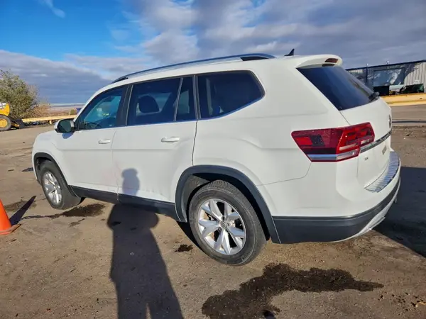 1V2LR2CA6JC577990 2018 VOLKSWAGEN ATLAS - Image 2