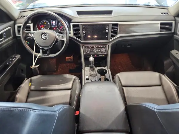 1V2LR2CA7JC513344 2018 VOLKSWAGEN ATLAS - Image 8