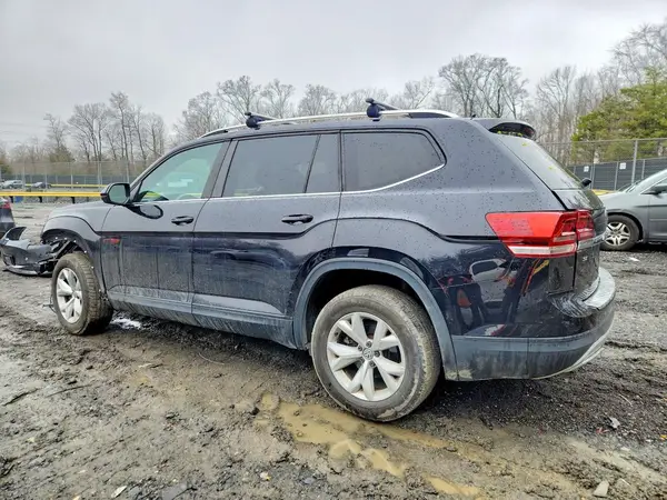 1V2LR2CA7JC513974 2018 VOLKSWAGEN ATLAS - Image 2
