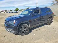 1V2LR2CA7JC588917 2018 VOLKSWAGEN ATLAS