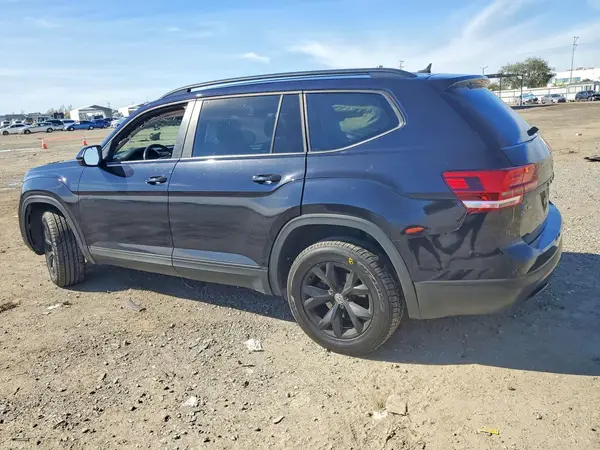 1V2LR2CA7JC588917 2018 VOLKSWAGEN ATLAS - Image 2
