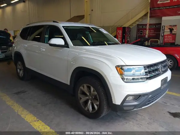 1V2LR2CA8JC530590 2018 VOLKSWAGEN ATLAS - Image 1