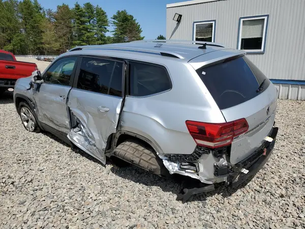1V2LR2CA8JC551407 2018 VOLKSWAGEN ATLAS - Image 2