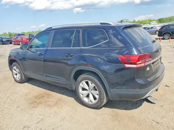 1V2LR2CA9JC520358 2018 VOLKSWAGEN ATLAS - Image 2