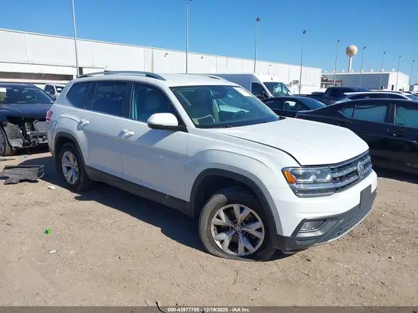 1V2LR2CA9JC521896 2018 VOLKSWAGEN ATLAS - Image 1