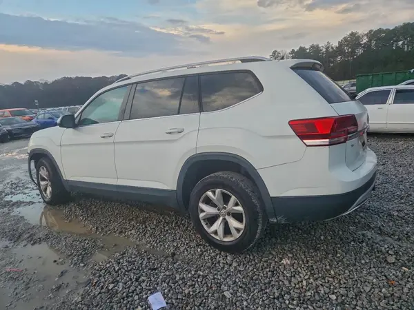 1V2LR2CA9JC551898 2018 VOLKSWAGEN ATLAS - Image 2