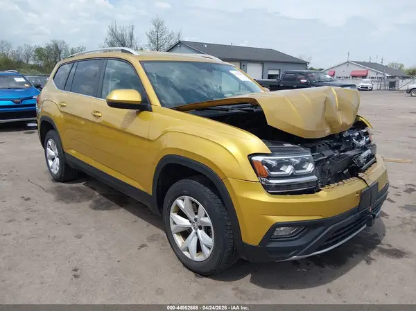 1V2LR2CA9JC555322 2018 VOLKSWAGEN ATLAS - Image 1