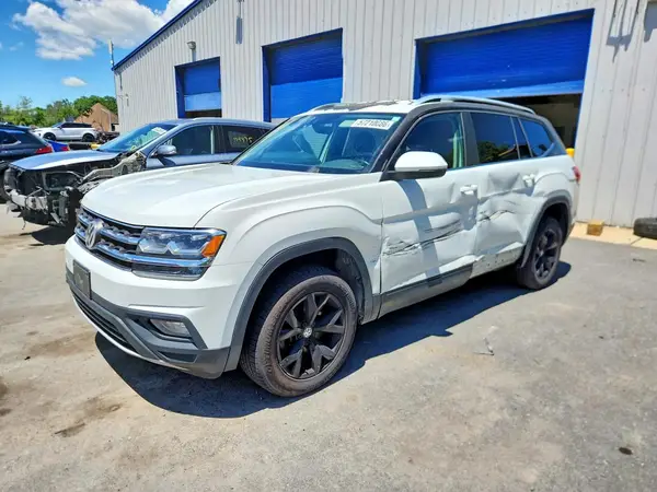 1V2LR2CAXJC506100 2018 VOLKSWAGEN ATLAS - Image 1