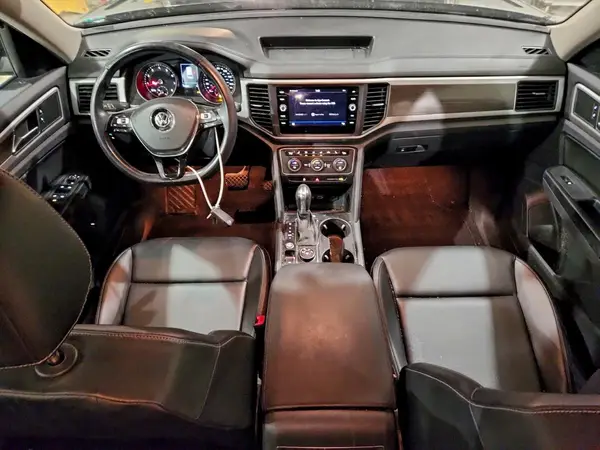 1V2LR2CAXJC586417 2018 VOLKSWAGEN ATLAS - Image 8