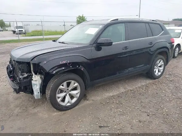 1V2LR2CAXKC540300 2019 VOLKSWAGEN ATLAS - Image 2