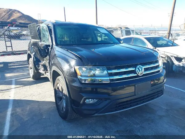 1V2LR2CAXKC566024 2019 VOLKSWAGEN ATLAS - Image 1