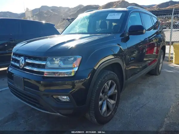 1V2LR2CAXKC566024 2019 VOLKSWAGEN ATLAS - Image 2