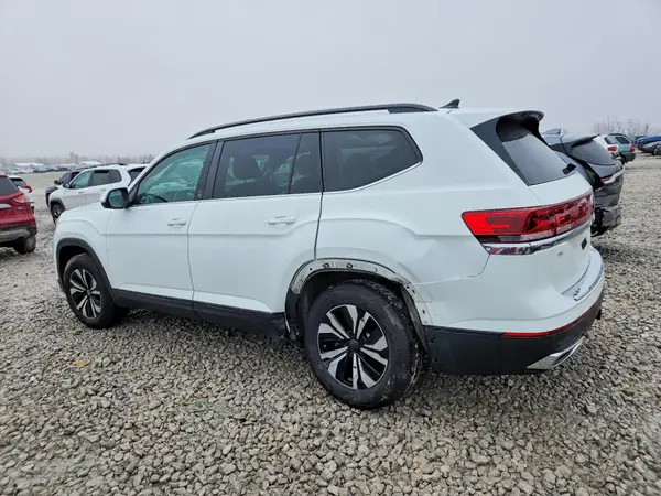 1V2LR2CAXRC559794 2024 VOLKSWAGEN ATLAS - Image 2
