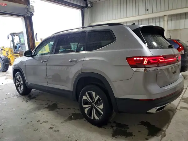 1V2LR2CAXRC610842 2024 VOLKSWAGEN ATLAS - Image 2