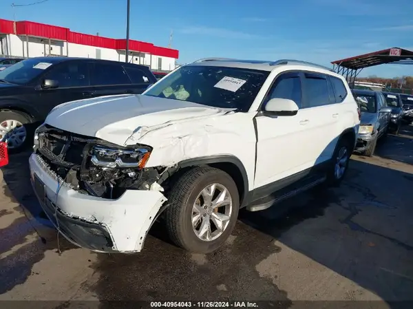 1V2MR2CA0JC514078 2018 VOLKSWAGEN ATLAS - Image 2