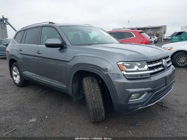 1V2MR2CA0JC523704 2018 VOLKSWAGEN ATLAS - Image 1