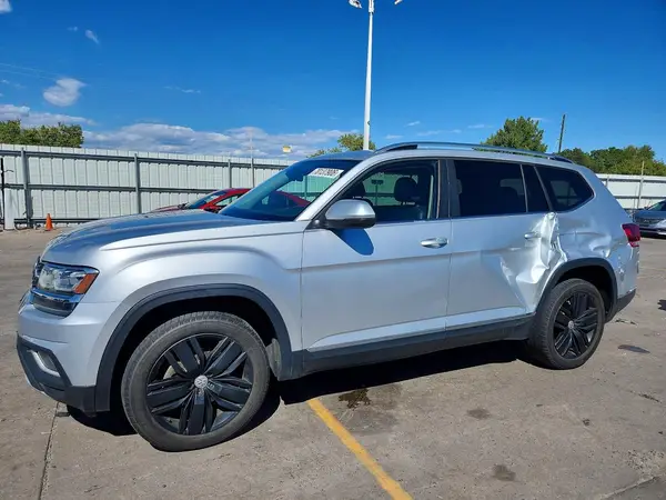 1V2MR2CA0JC525601 2018 VOLKSWAGEN ATLAS - Image 1