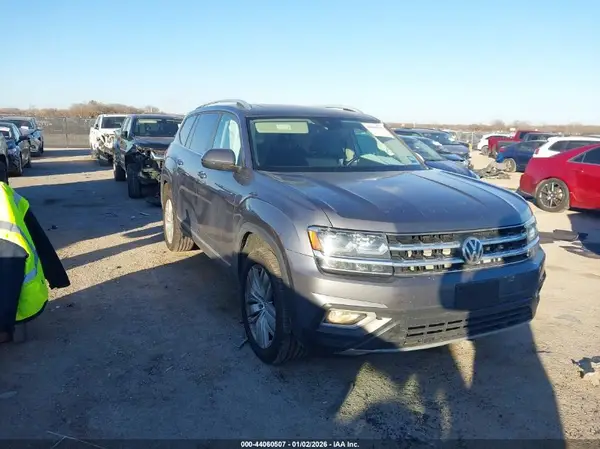 1V2MR2CA0LC504668 2020 VOLKSWAGEN ATLAS - Image 1