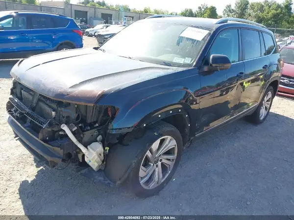 1V2MR2CA1JC515630 2018 VOLKSWAGEN ATLAS - Image 2