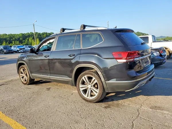 1V2MR2CA1JC518155 2018 VOLKSWAGEN ATLAS - Image 2