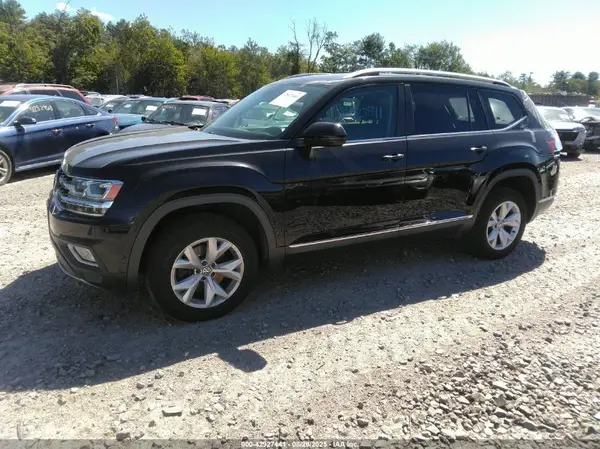 1V2MR2CA1JC547798 2018 VOLKSWAGEN ATLAS - Image 2