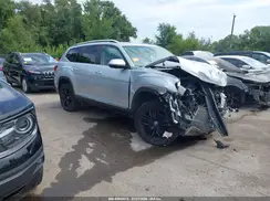 1V2MR2CA1JC596371 2018 VOLKSWAGEN ATLAS