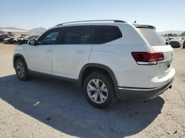 1V2MR2CA2JC504152 2018 VOLKSWAGEN ATLAS - Image 2